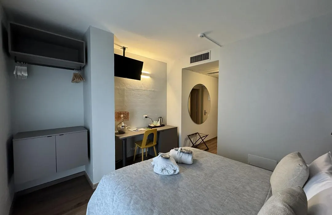 Hotel Royal-1